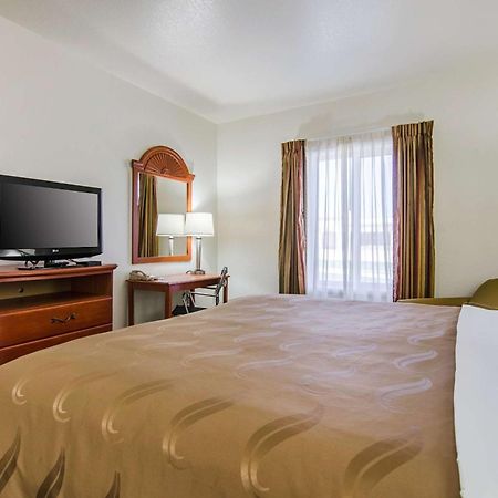 Quality Inn Junction City Near Fort Riley Buitenkant foto