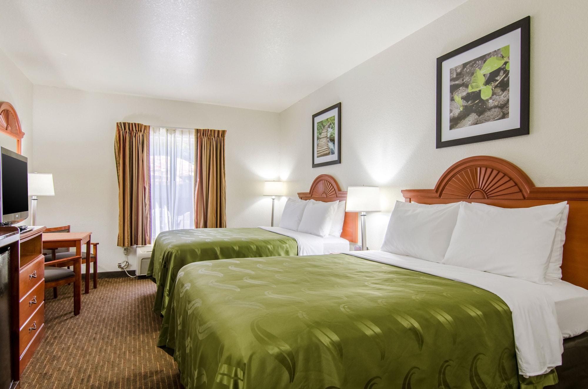 Quality Inn Junction City Near Fort Riley Buitenkant foto