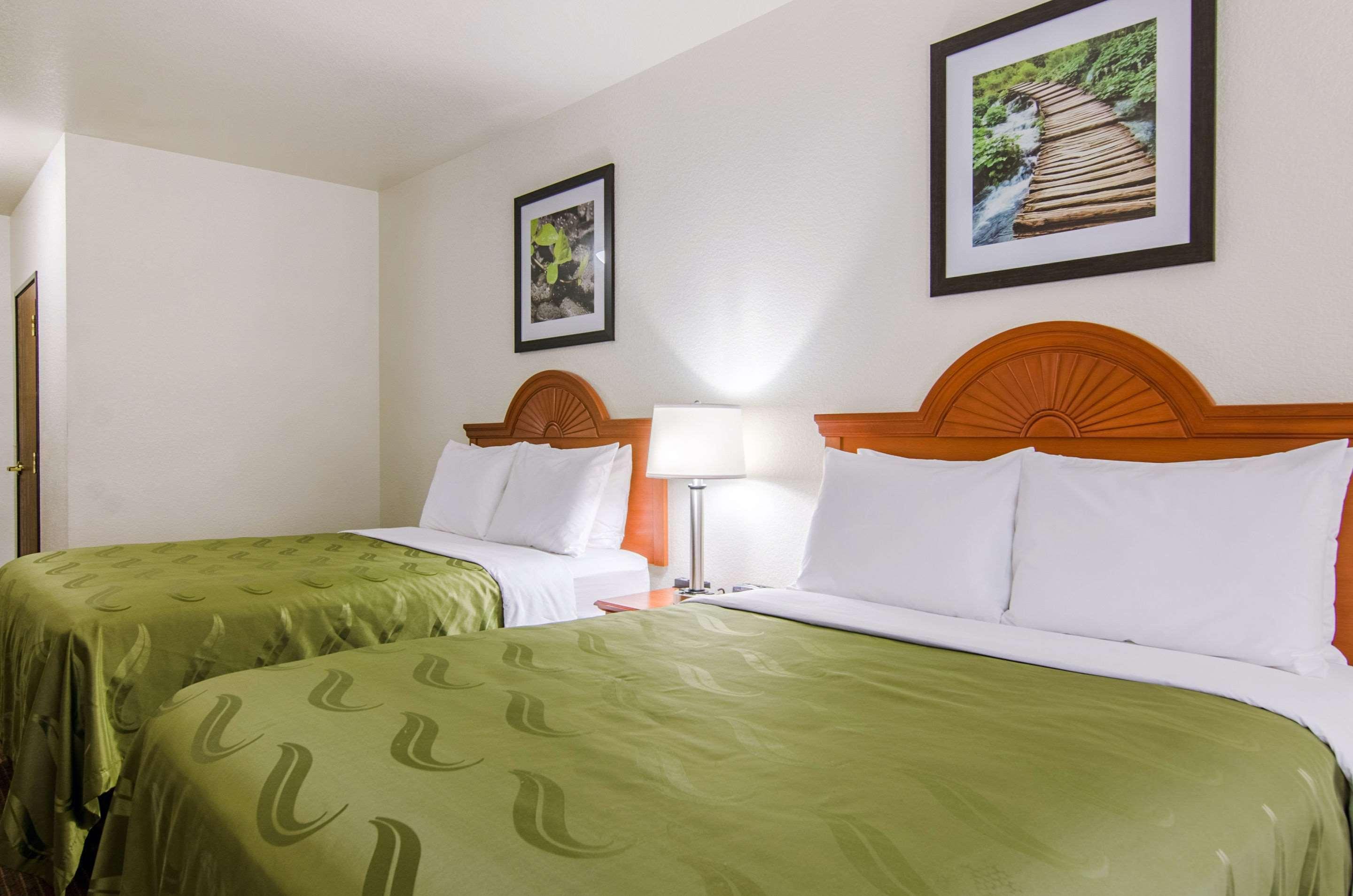 Quality Inn Junction City Near Fort Riley Buitenkant foto