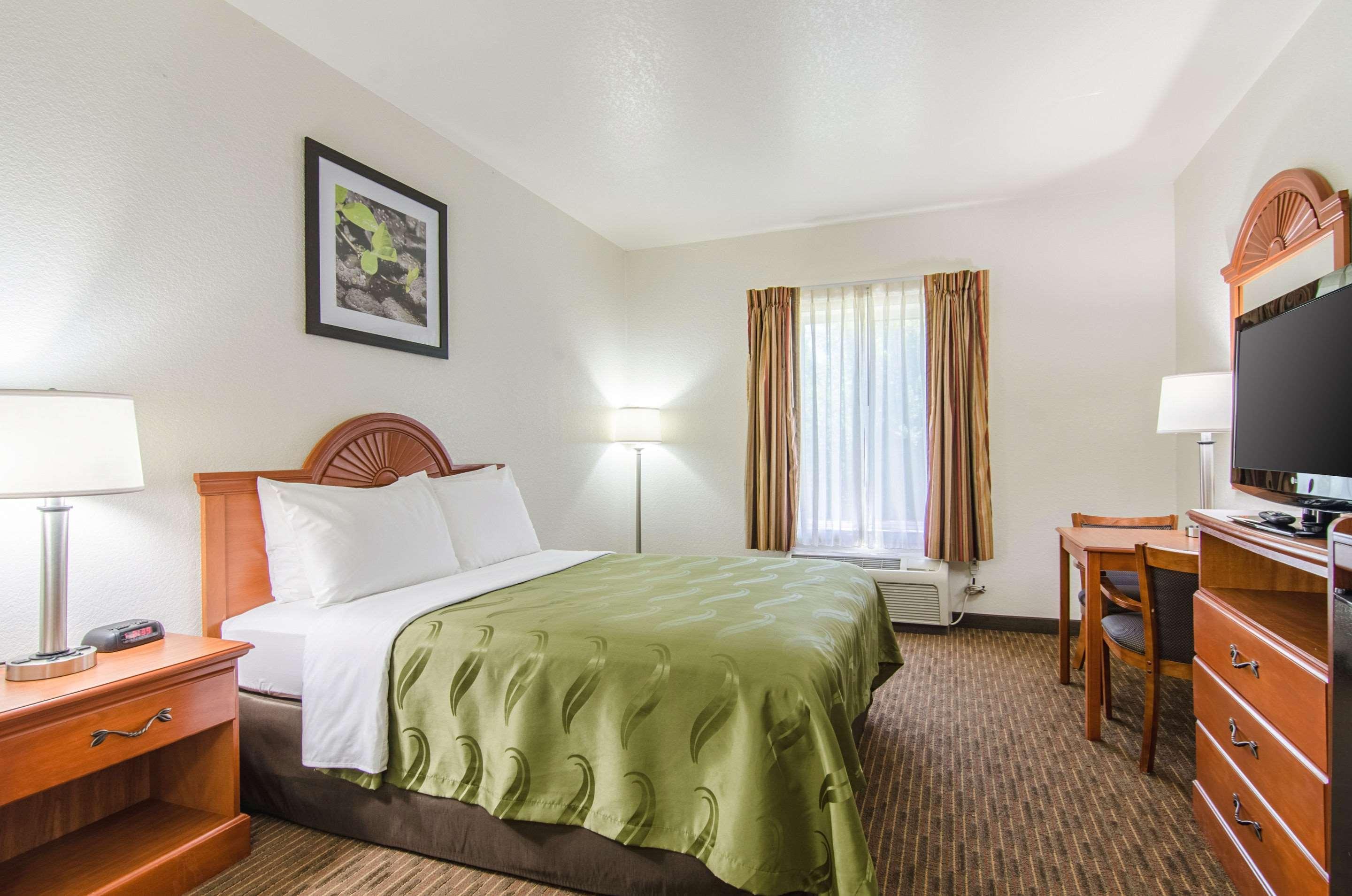 Quality Inn Junction City Near Fort Riley Buitenkant foto
